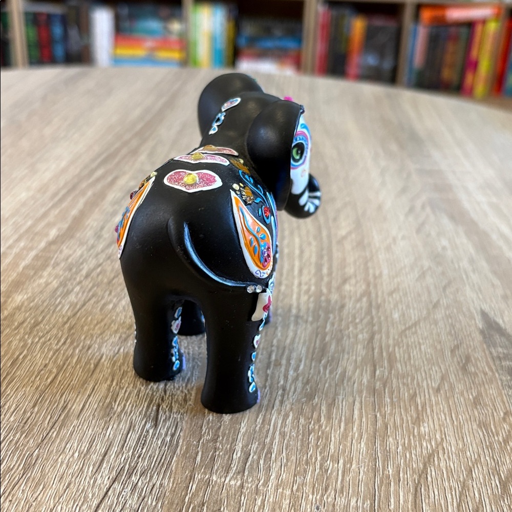 The Hamilton Collection Folk Art Elephant Figurine - Picture 6 of 8